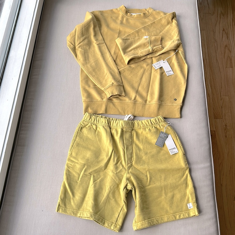 RSQ gold crewneck sweatshirt and matching shorts SM
